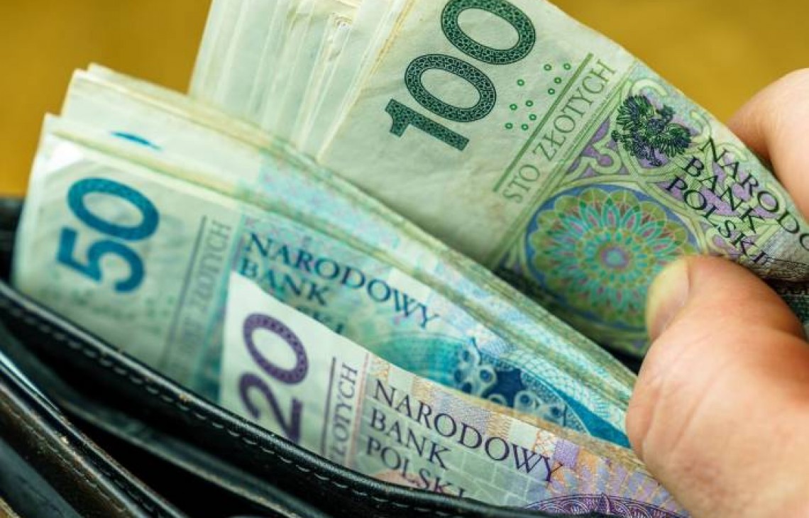 Inflacja pochłania średnią płacę w Polsce