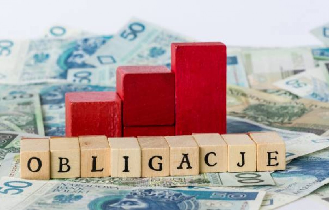 Polacy kupują obligacje
