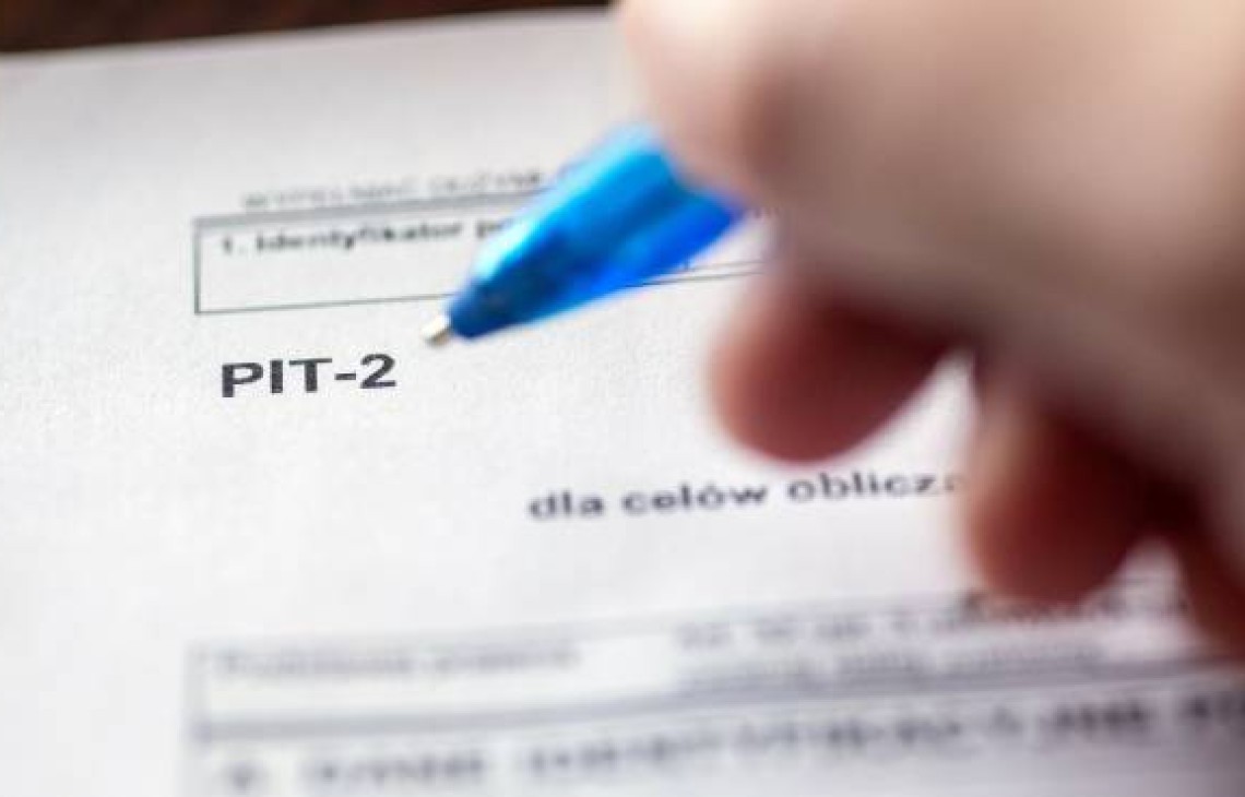 Korzyści płacowe w 2023 roku po złożeniu PIT-2