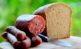 Kiedy Polacy rezygnują z zakupu mięsa? Gdy ma wysoką cenę i źle wygląda. Ekologia też potrafi zniechęcić
