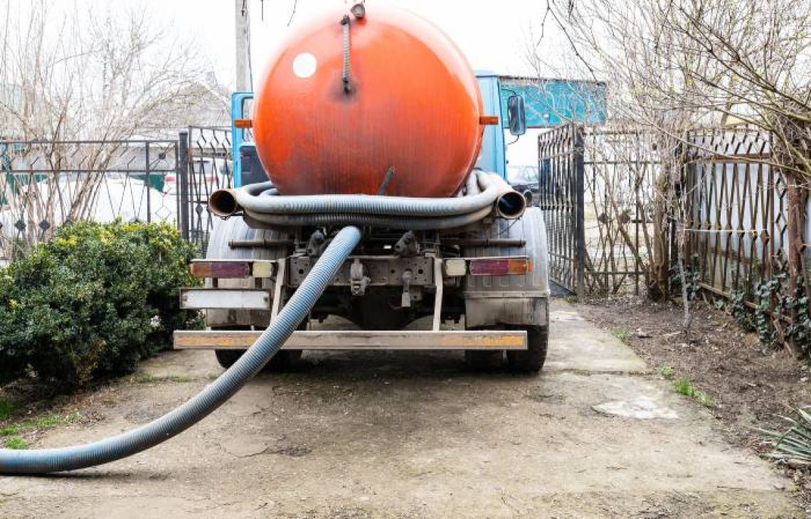 Wywóz szamba i osadów odstojnikowych tylko za umową