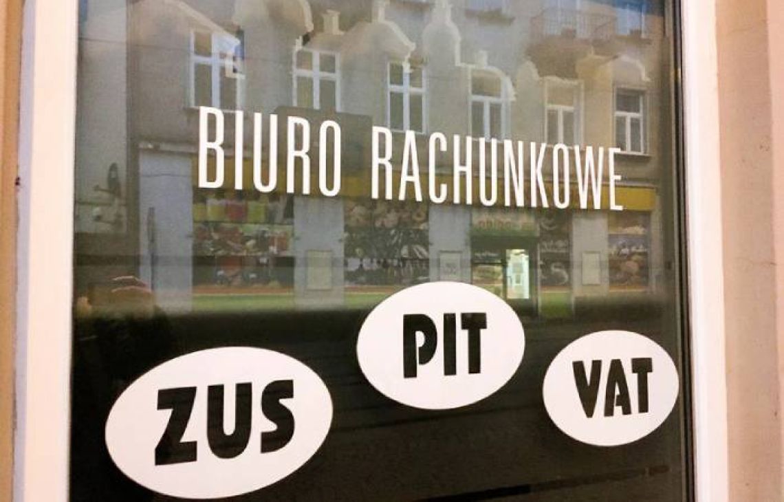 Biura rachunkowe mają obowiązek przeciwdziałać praniu brudnych pieniędzy