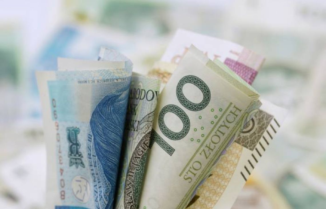 Złoty zyskuje