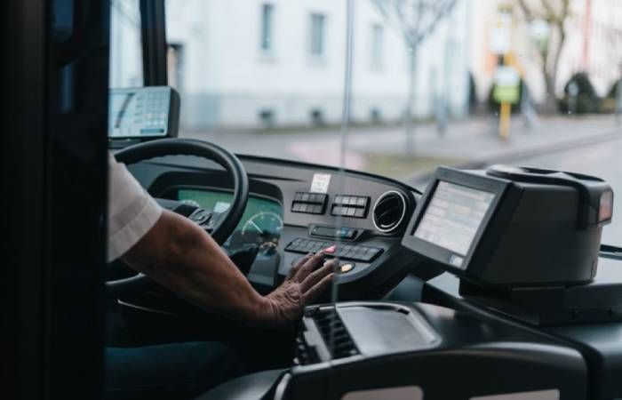 Nowe przepisy dotyczące czasu jazdy i odpoczynku dla kierowców autobusów