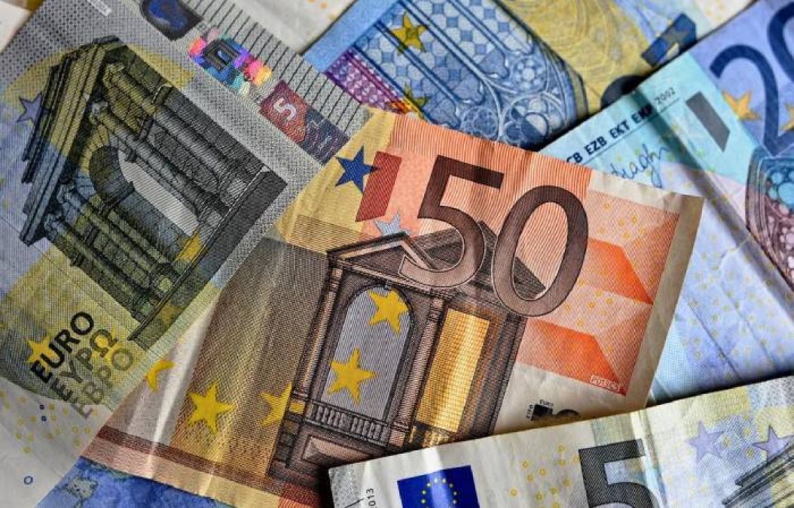 Wyniki wyborów europejskich wpłynęły na waluty